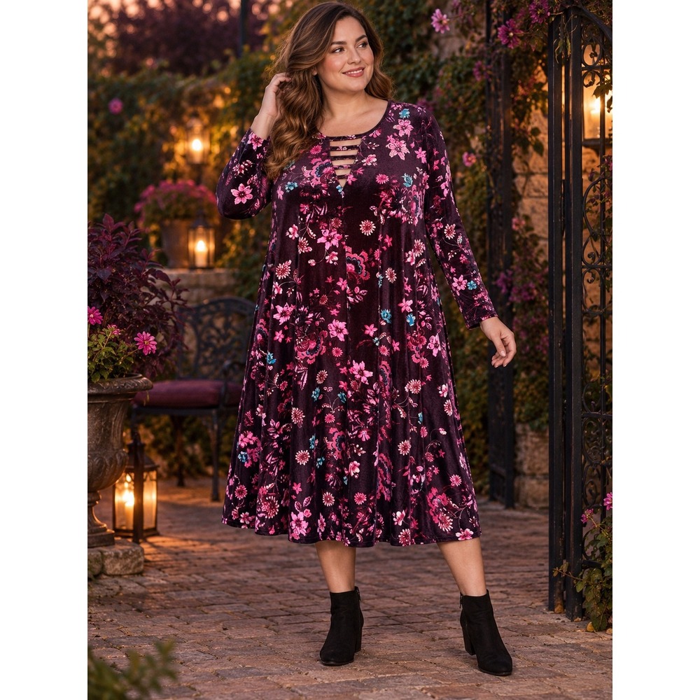 k289. Feminine Boho Torrid Burgundy Floral Velvet Strappy Cage Neck Shift Dress